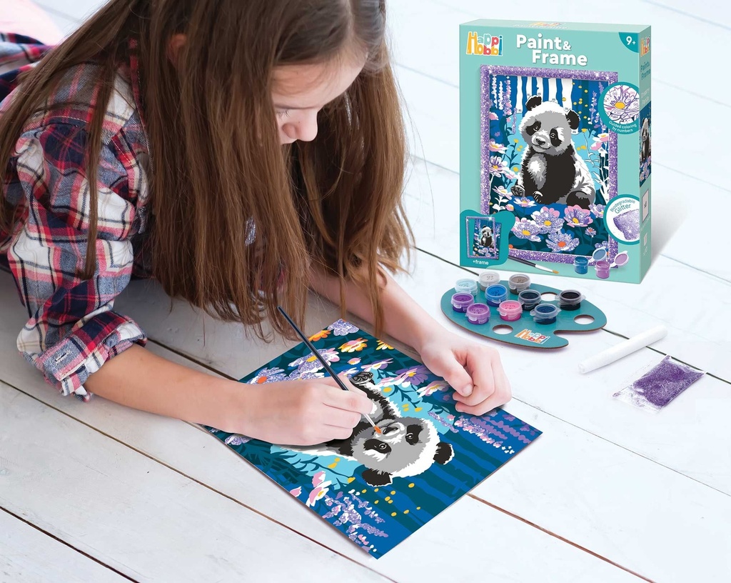 PAINT & FRAME DREAMY PANDA
