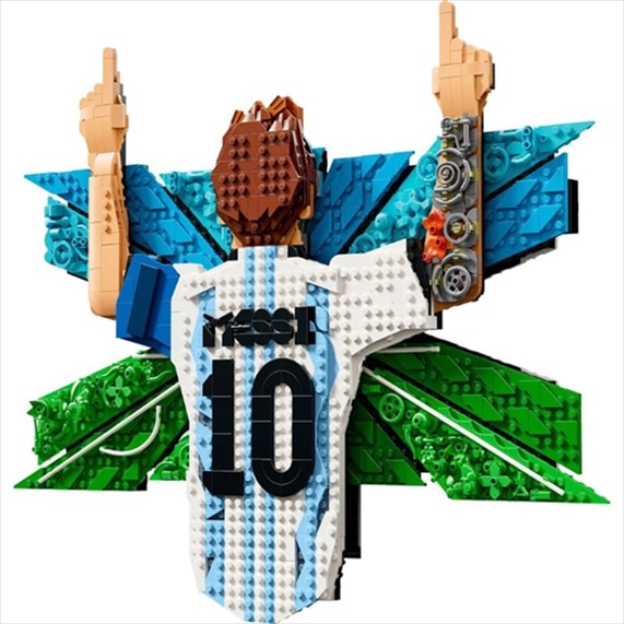 LEGO 43018 LIONEL MESSI – CELEBRATION