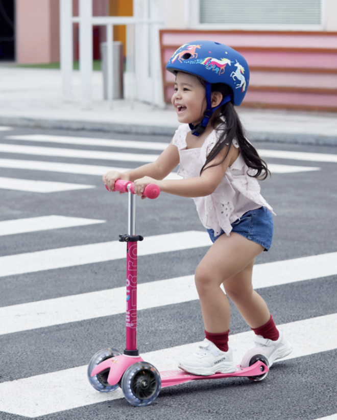 SCOOTER MICRO MINI DELUXE PINK LED